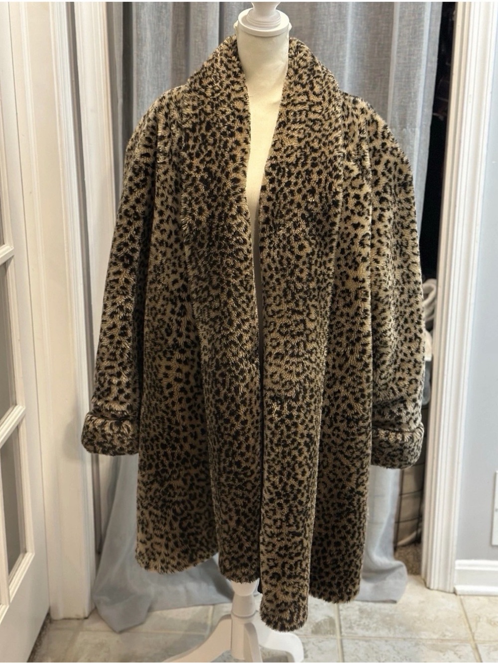 Vintage Monterey Fashions Leopard Faux Fur